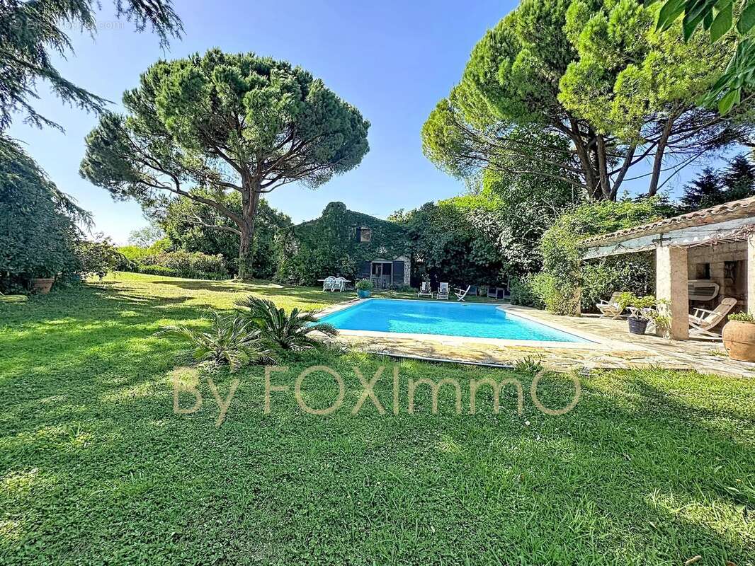 Maison à MOUGINS