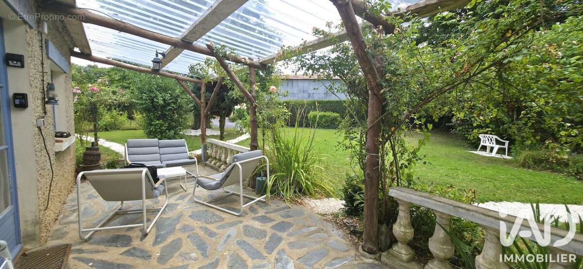 Maison 28 m² à Vaux-Villaine  - photo 3