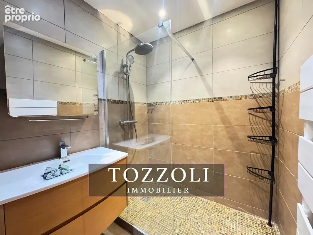 Appartement Bourgoin Jallieu 3 pièce(s) 52.84 m2 - photo 12