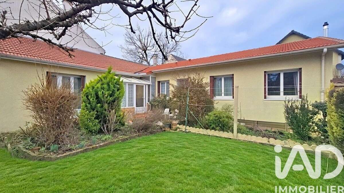 Maison 78 m² à Gagny  - photo 2