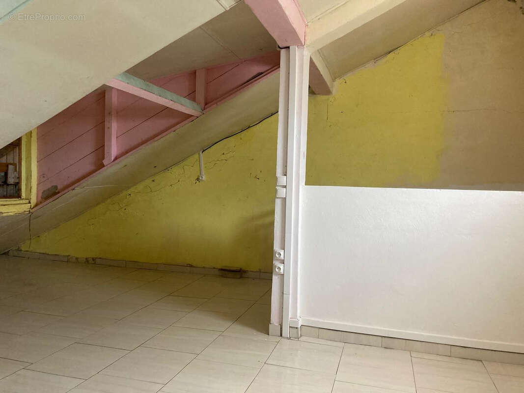 Maison à BASSE-TERRE