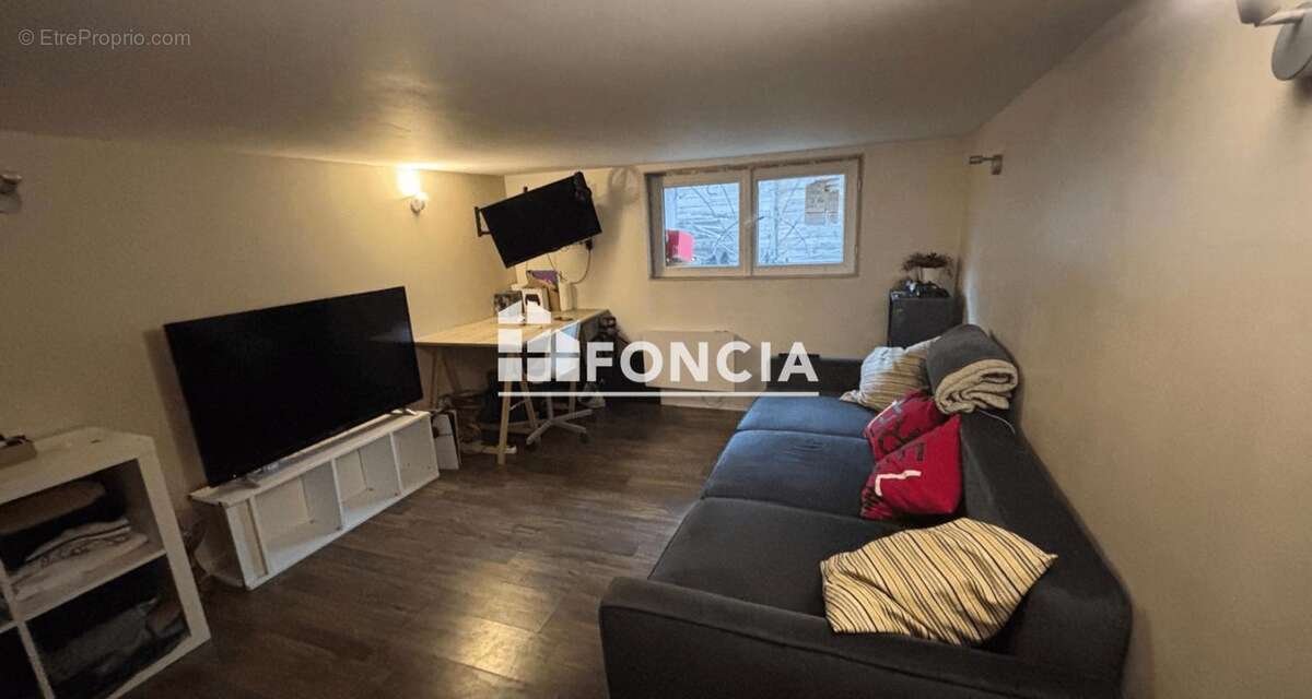 Maison à VILLARD-BONNOT