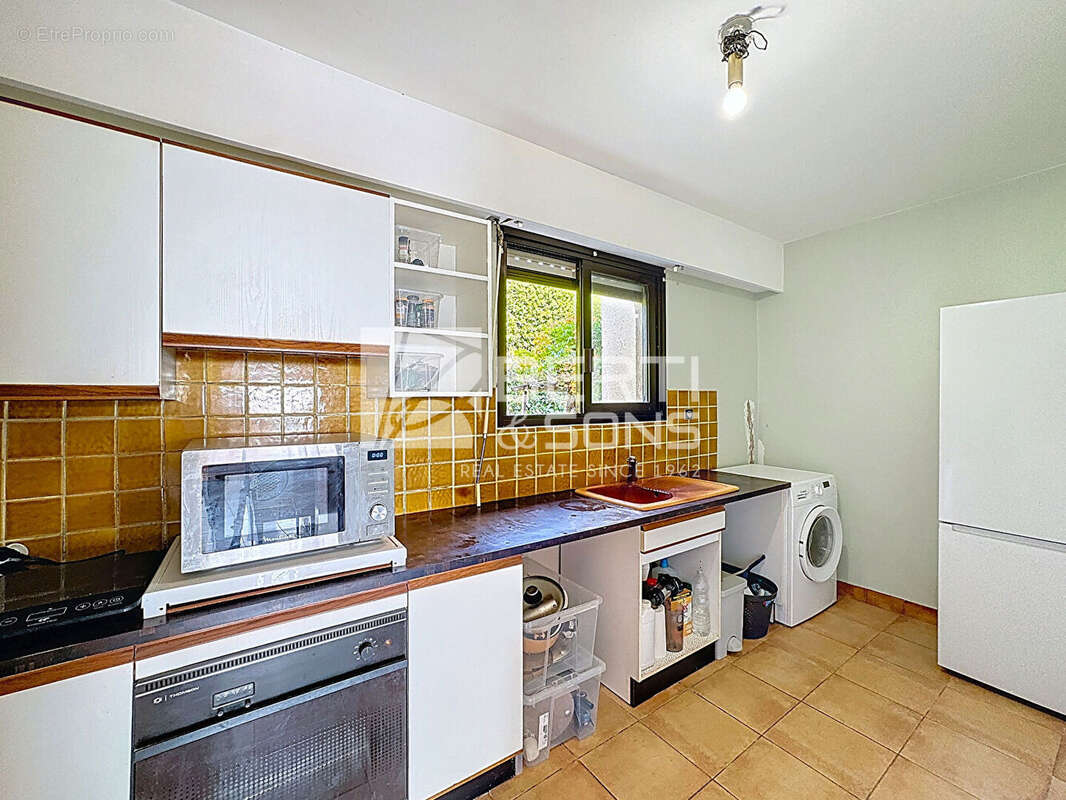 Appartement à MANDELIEU-LA-NAPOULE