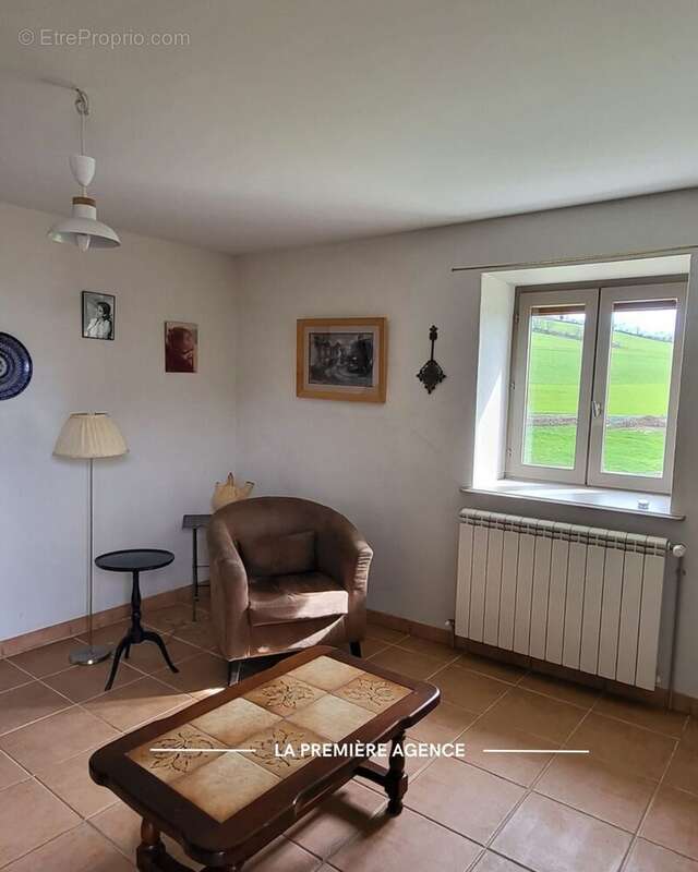 Maison à VILLECHENEVE