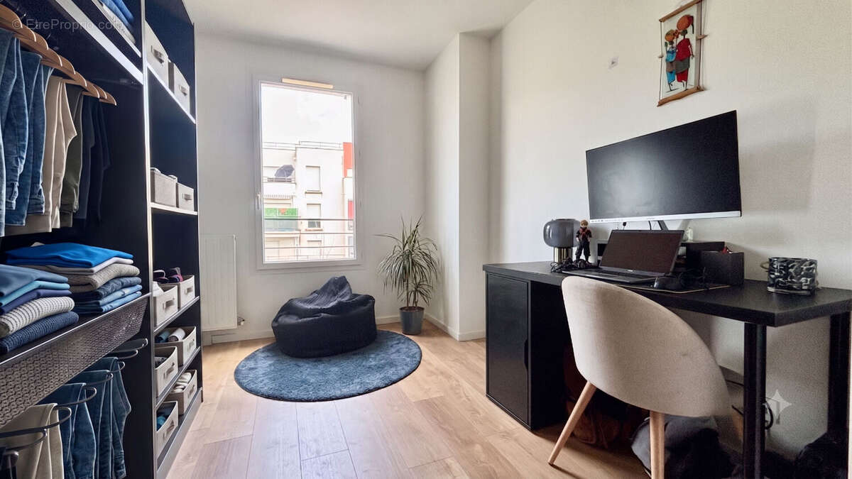 Appartement à CORBEIL-ESSONNES