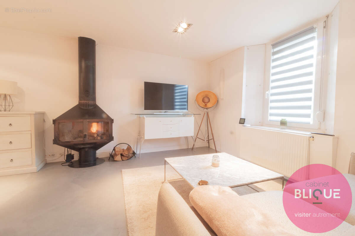 Maison à JALLAUCOURT