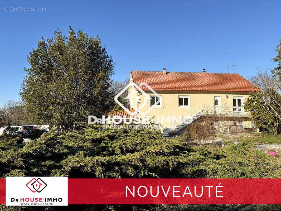 Maison à COULOUNIEIX-CHAMIERS