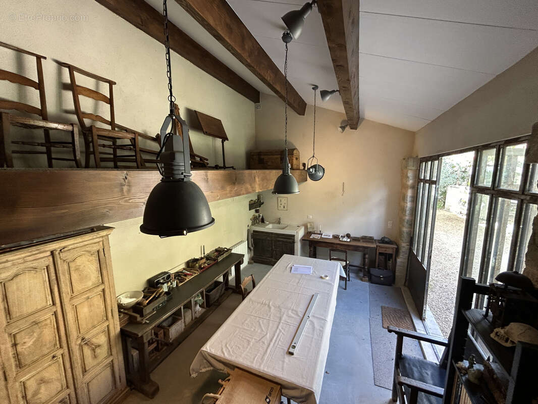 Maison à SAINT-QUENTIN-LA-POTERIE