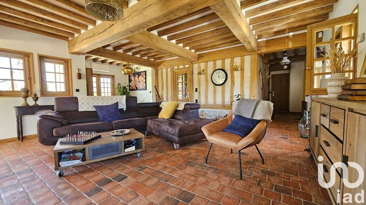 Maison 262 m² à Le Vaumain  - photo 3