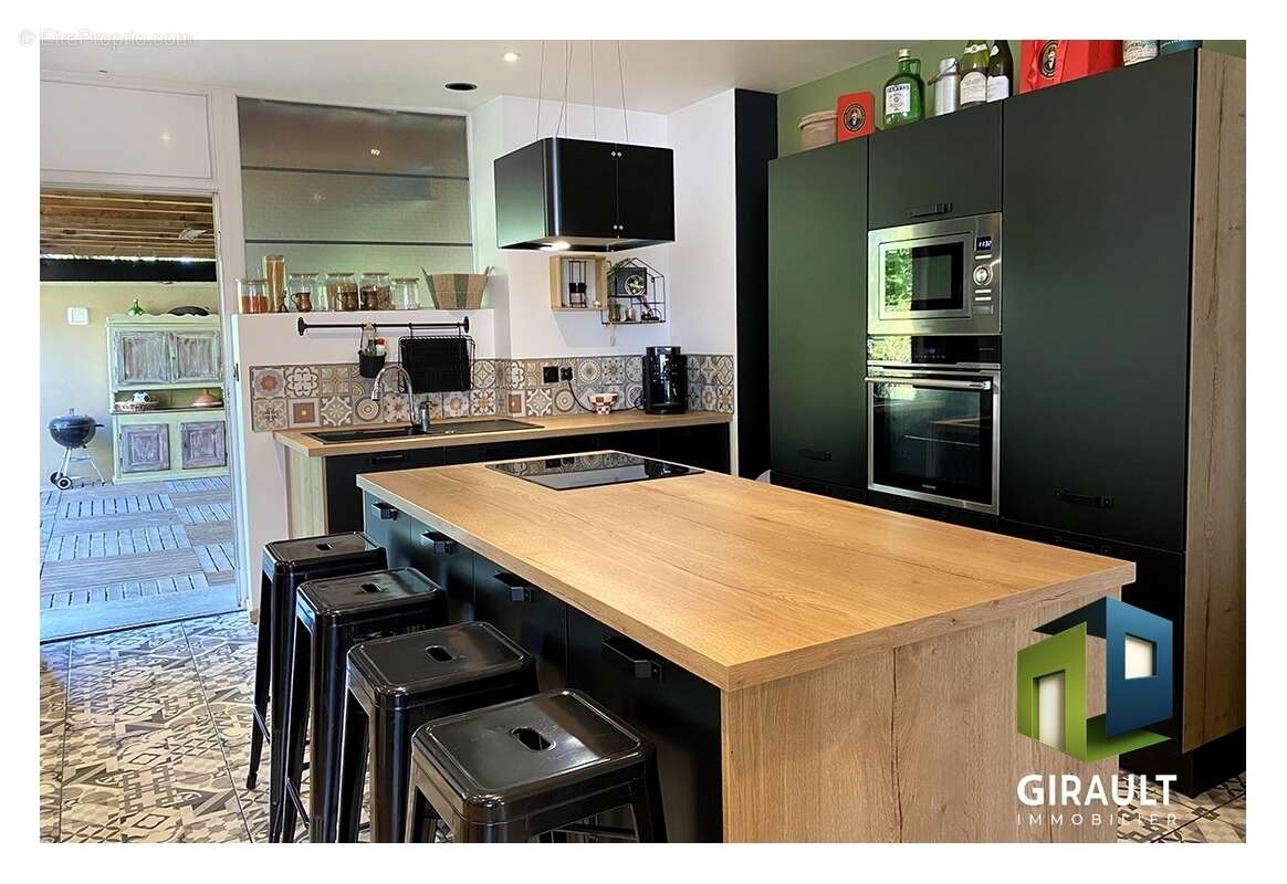 Appartement 177 m² à Belfort  - photo 3