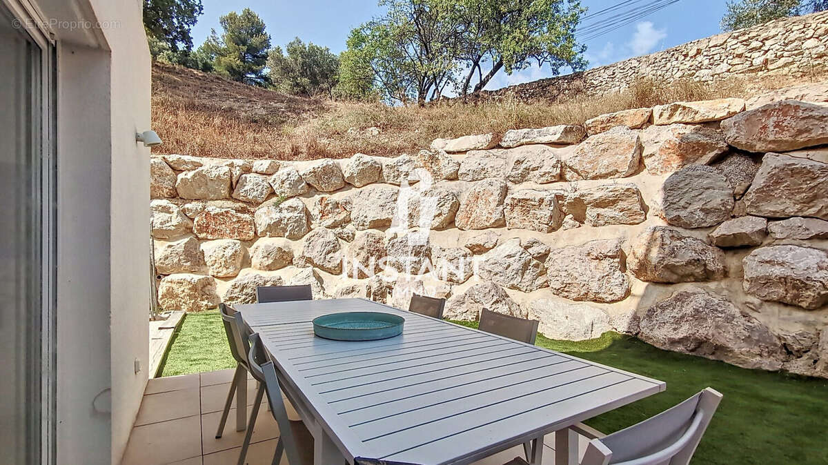 Appartement à MARSEILLE-13E