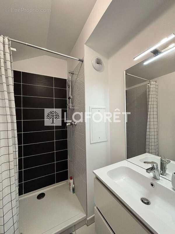 Appartement à LAMORLAYE