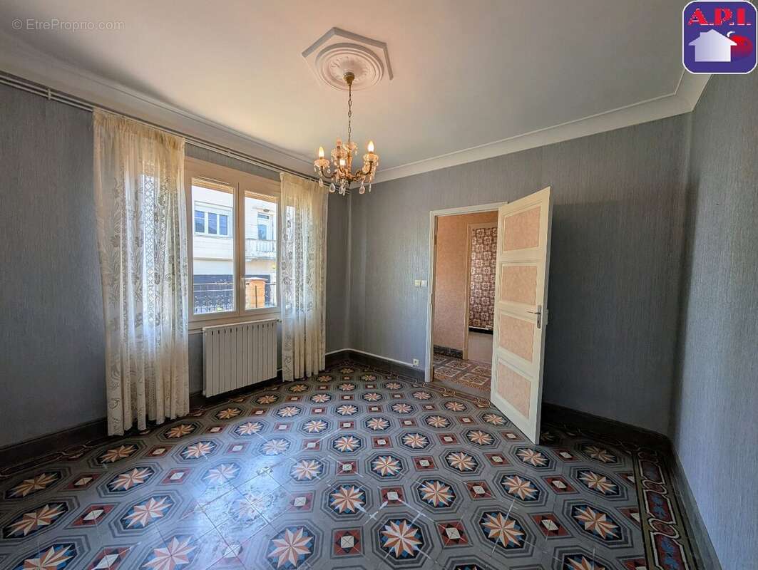 Maison 118 m² à Lavelanet  - photo 4