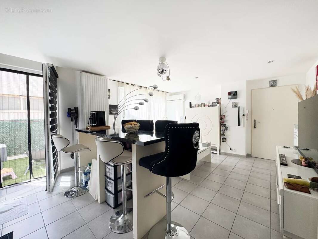 Appartement à VITROLLES