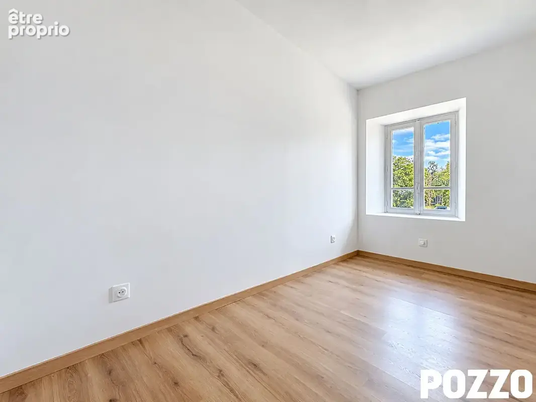 Maison entièrement rénovée avec du terrain et des dépendances proche Bréhal (50290) - photo 10