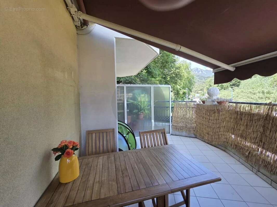 Appartement 53 m² à Menton  - photo 2