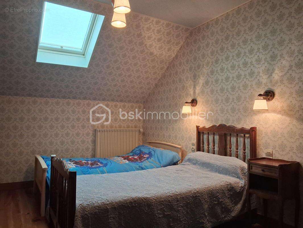 Maison Le Breuil En Bessin de 219 m² - photo 12