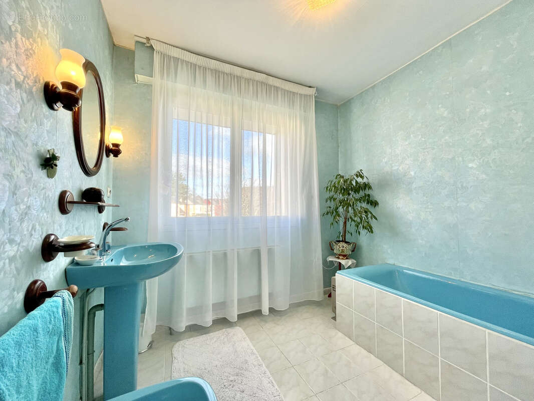 Maison à HEROUVILLE-SAINT-CLAIR