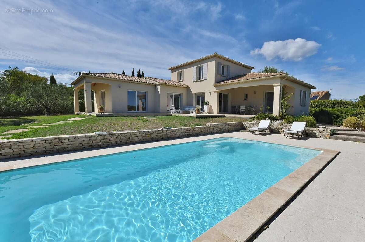 Maison à UZES