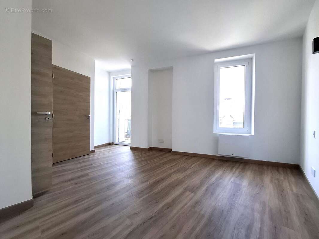 Appartement à COGNIN