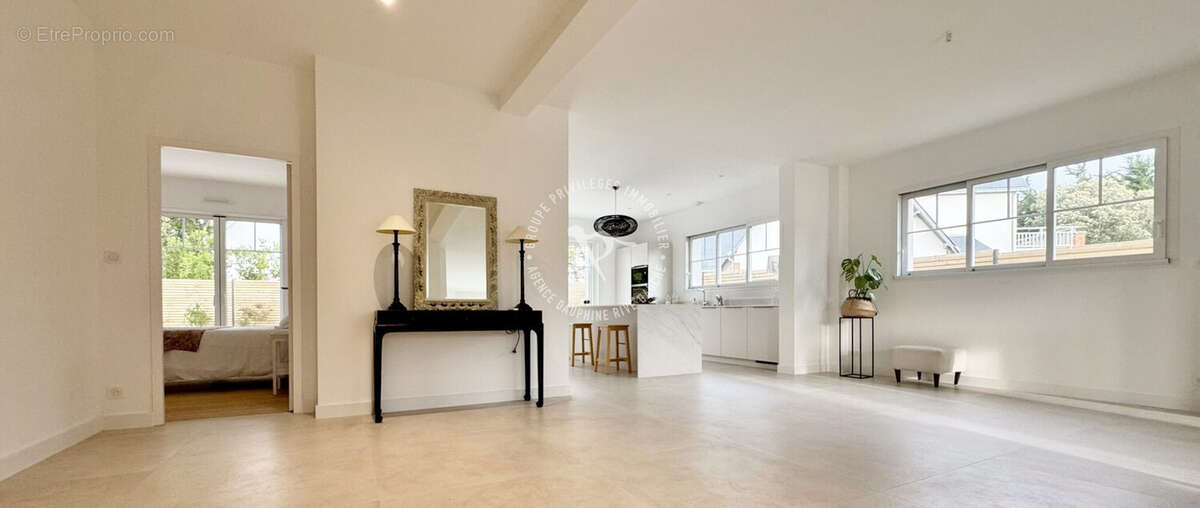 Maison à LE POULIGUEN