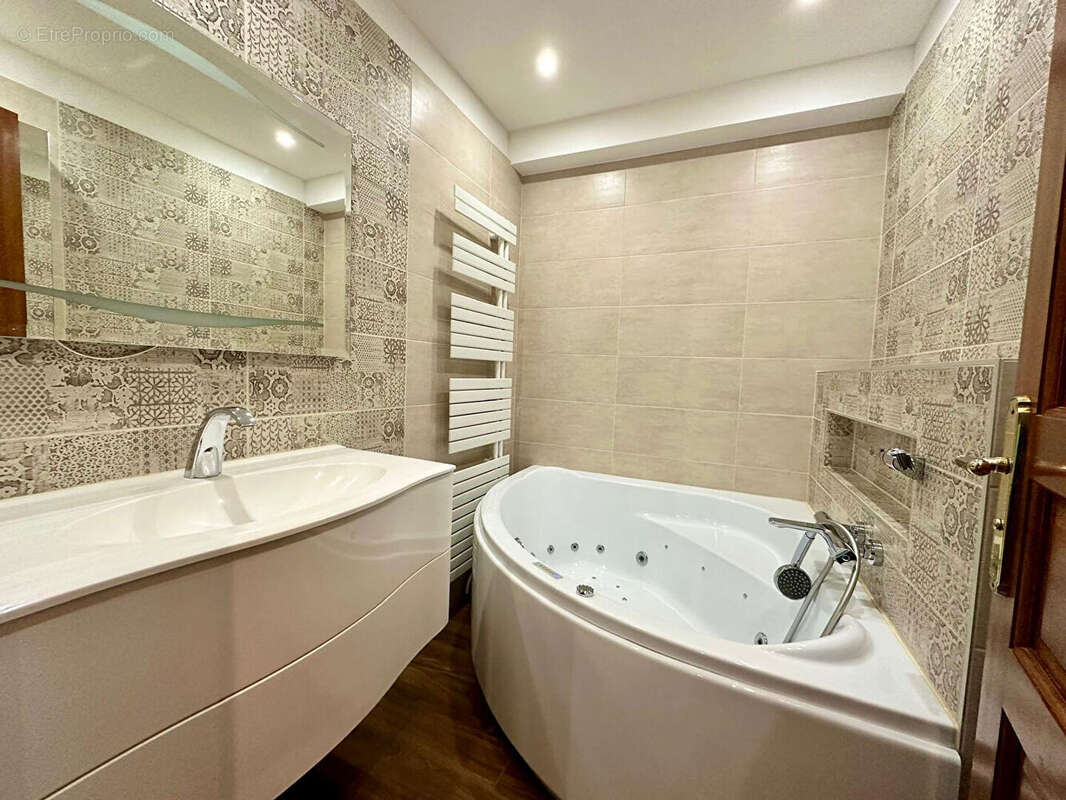 Appartement à MAISONS-LAFFITTE