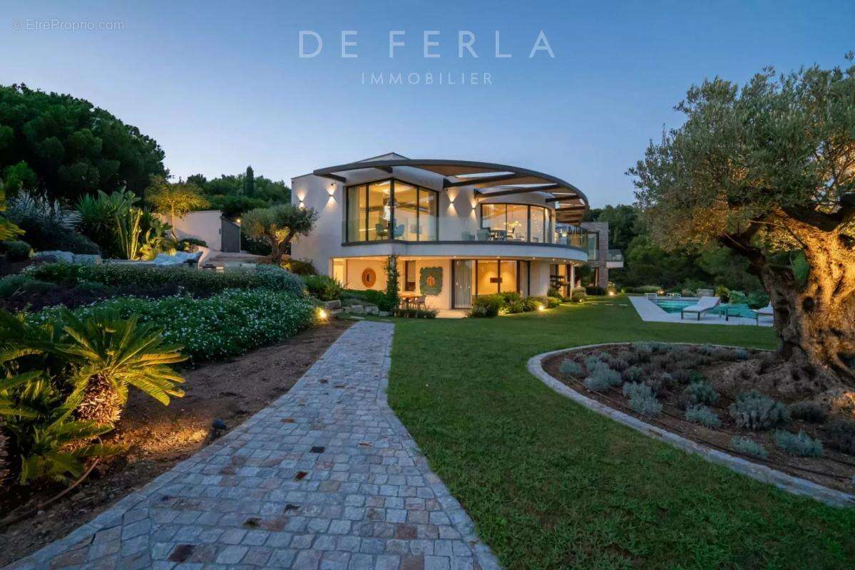 Maison à CAVALAIRE-SUR-MER