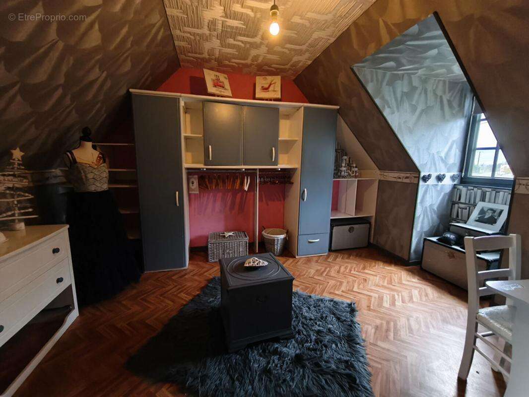 Maison à AMIGNY-ROUY