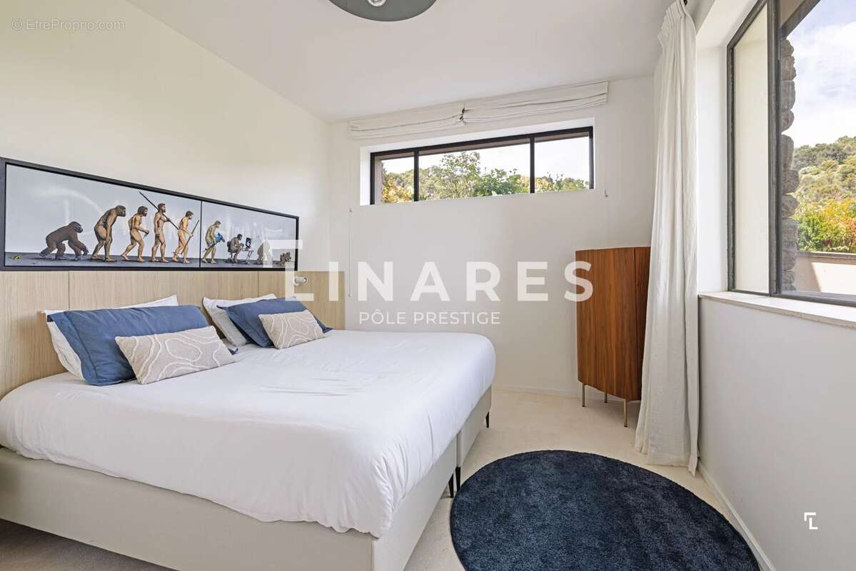 Domaine bellevue - mas de 459 m² - 13610 le puy sainte reparade - photo 14