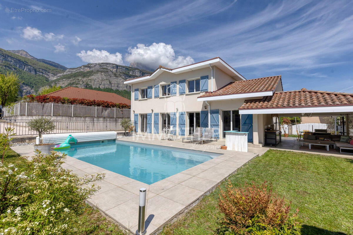 Maison à BERNIN