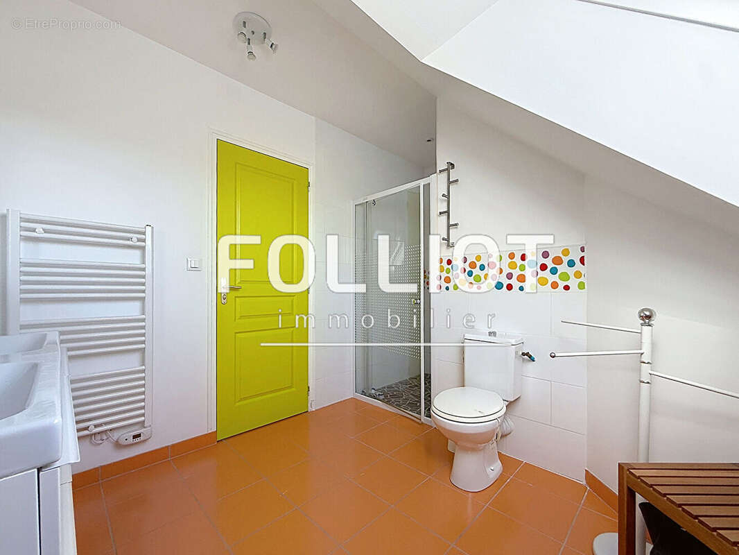 Maison spacieuse 10 pièces à vendre à Saint-Pair-sur-Mer - Réf 12310AH - photo 15