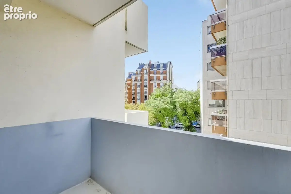 Paris 19 : Studio de 29m² en très bon état avec balcon - photo 4