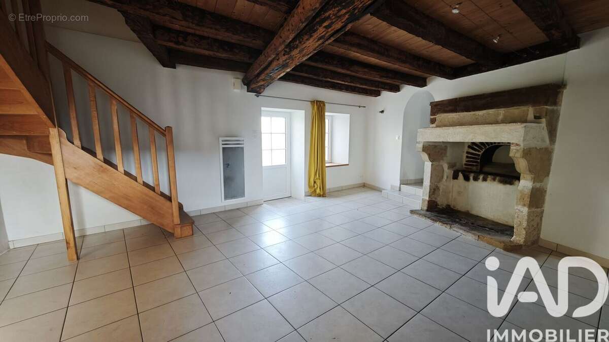 Photo 8 - Maison à SAINT-HILAIRE-DES-LOGES