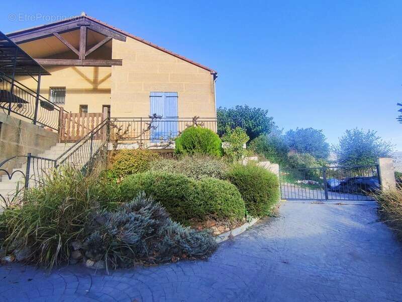 Villa plain pied avec piscine - photo 21