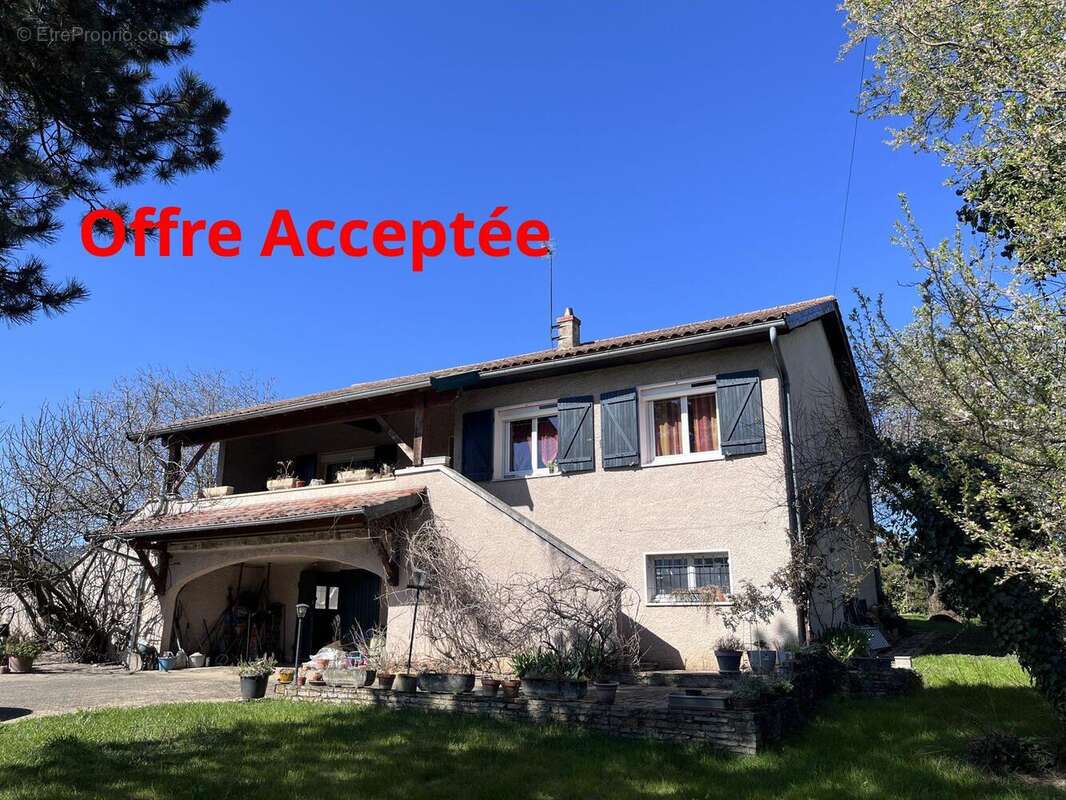 Maison à BLACE