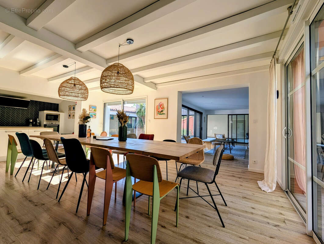 A vendre superbe Gite 277 m2  aux herbiers 950000€ FAI - photo 2
