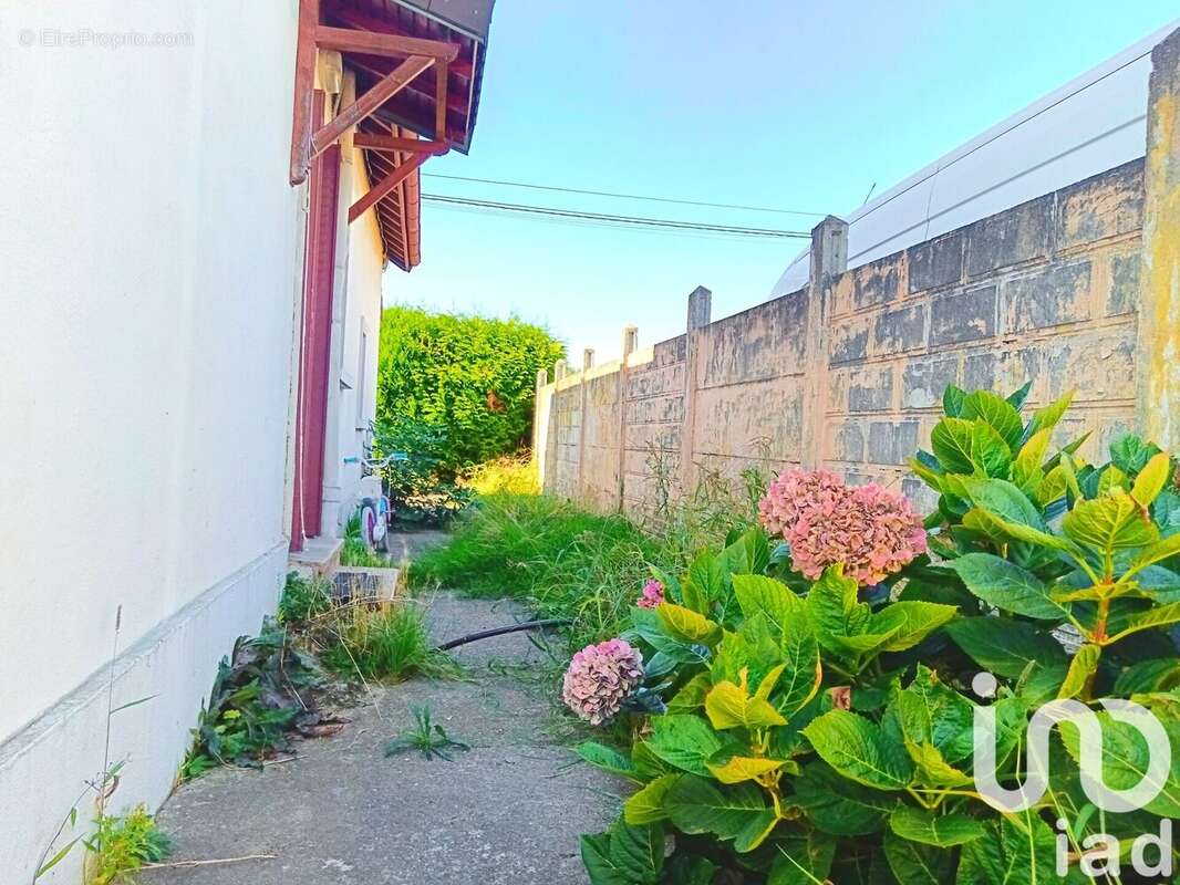 Photo 2 - Maison à SARCELLES