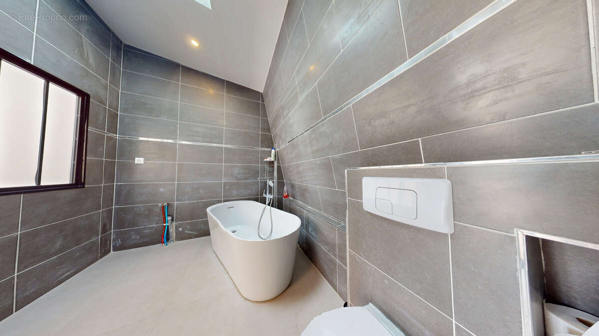 Maison à CARRIERES-SUR-SEINE