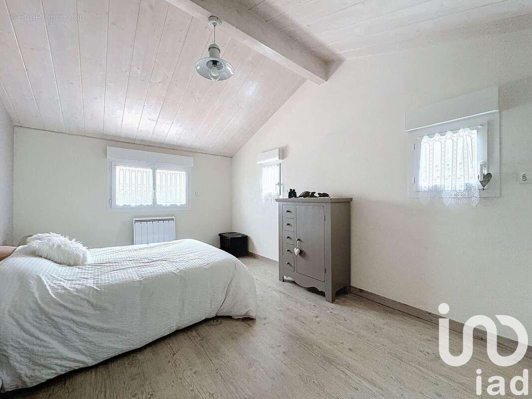 Photo 9 - Maison à CHARRON