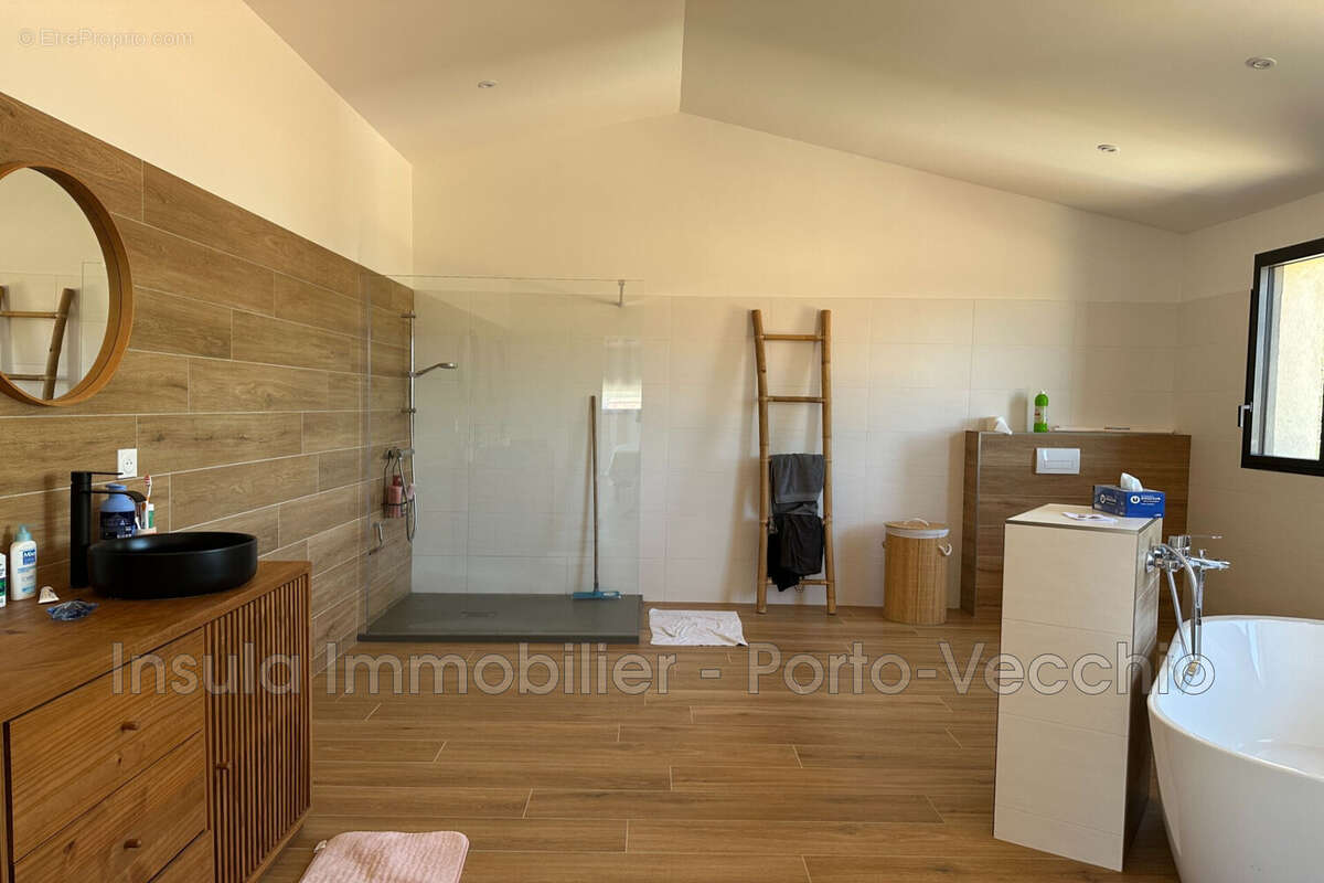Maison 263 m² à Porto-Vecchio  - photo 5
