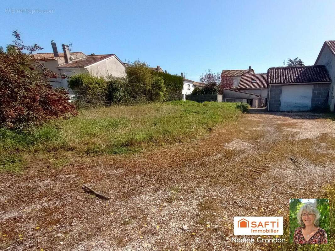 Photo 5 - Maison à BAIGNES-SAINTE-RADEGONDE