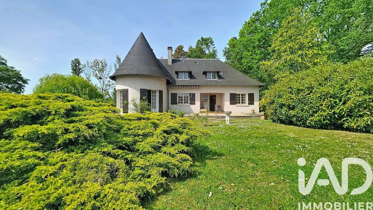 Photo 1 - Maison à YZEURE