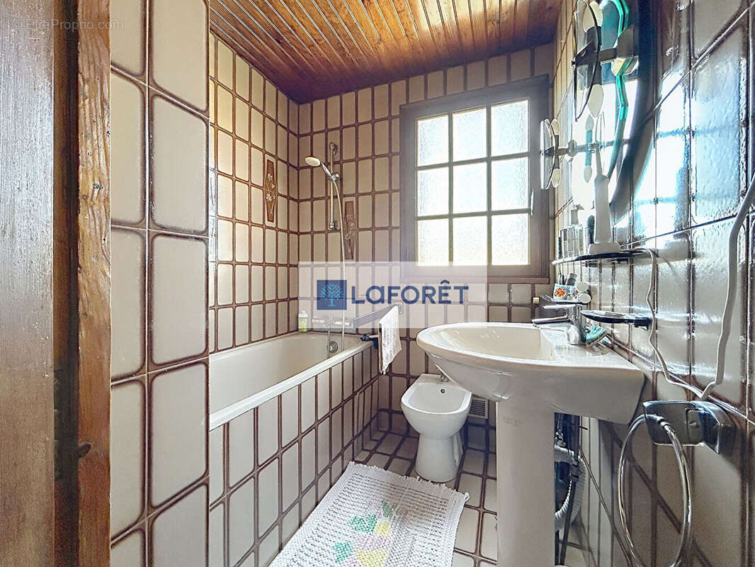 Maison Sartrouville 3 pièce(s) 61.6 m2 - photo 8