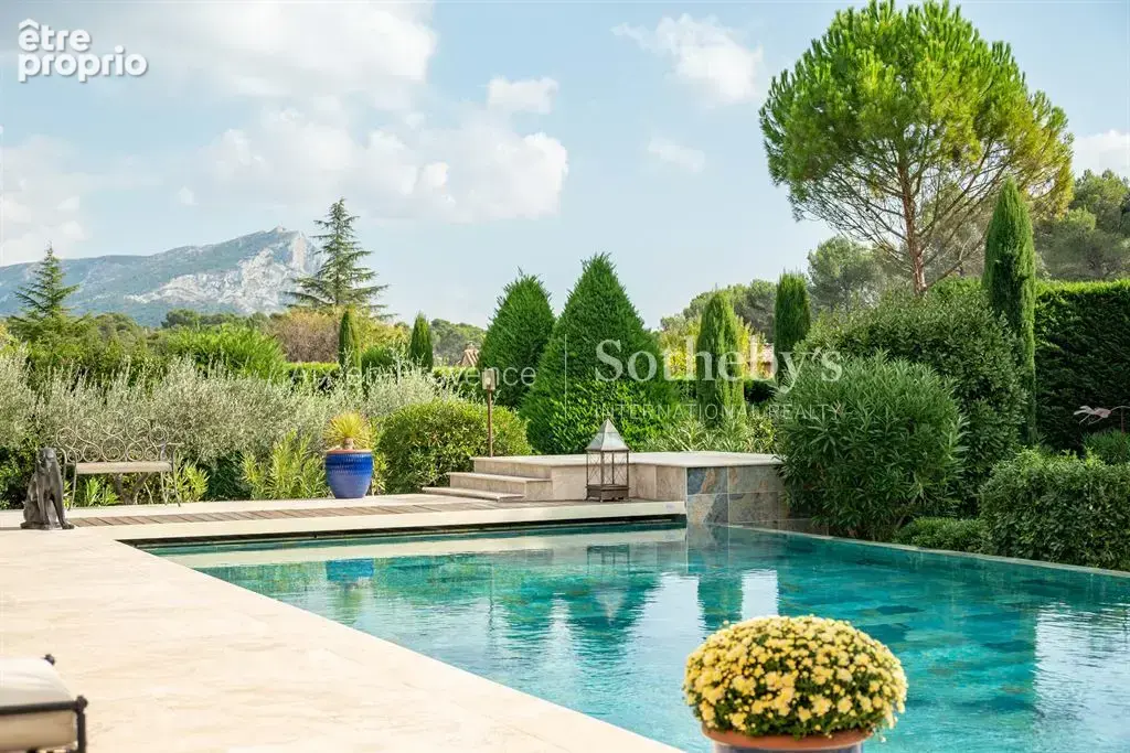 Maison Provençale moderne avec vue exceptionnelle sur la Sainte-Victoire - photo 2