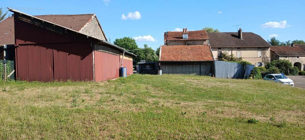 Maisonnette à rénover à la campagne en Haute -Saone - photo 8