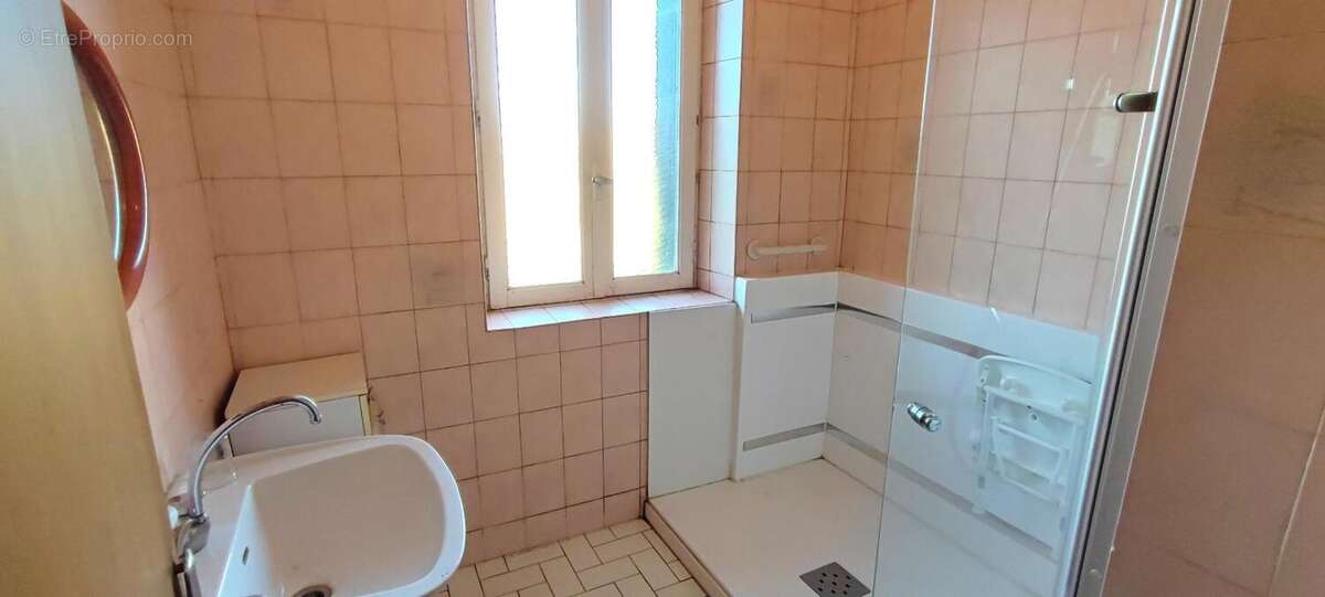 Maison à VALZERGUES