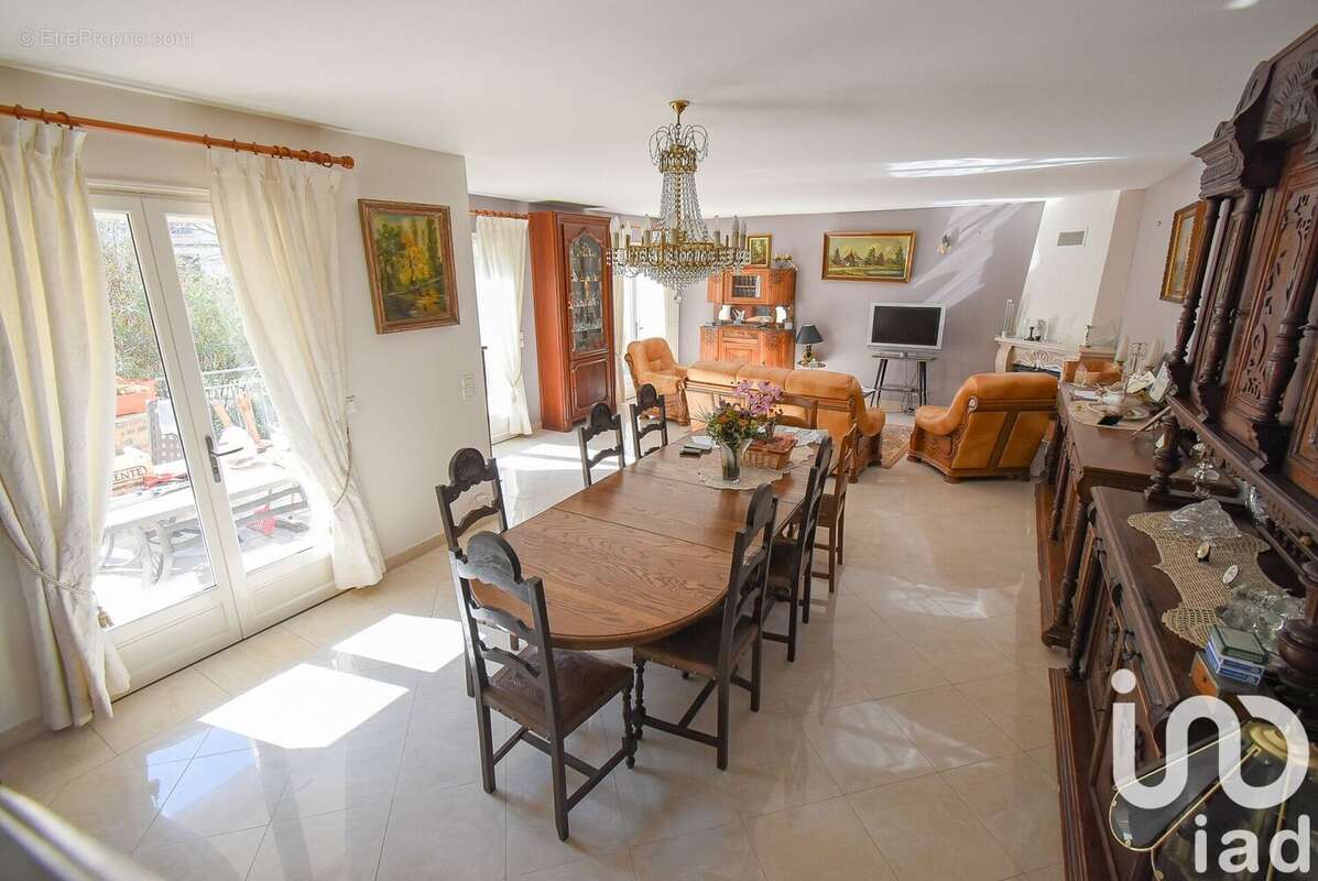 Photo 8 - Maison à LE RAINCY