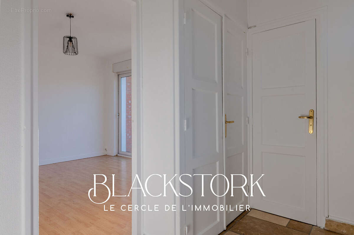 Maison 4 pièces à rafraîchir Neuville-en-ferrain 90 m2 au sol. - photo 7