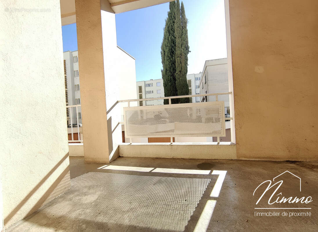 Appartement à NIMES