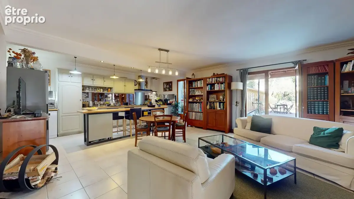 Maison Bois d'Arcy 6 pièces 181 m2 - 647 m² de terrain - photo 4
